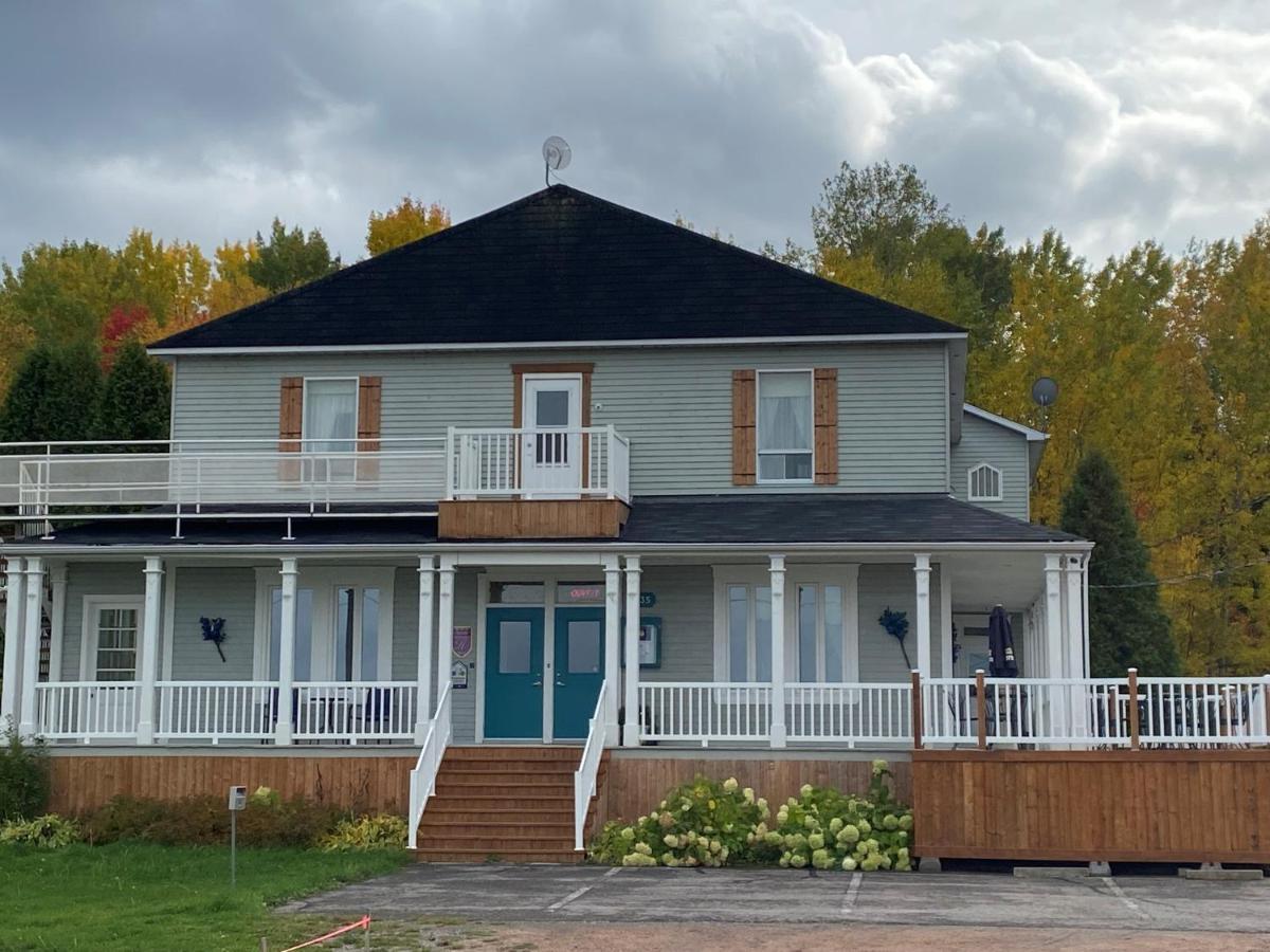 Auberge Presbytere Mont Lac-Vert Hébertville Zewnętrze zdjęcie