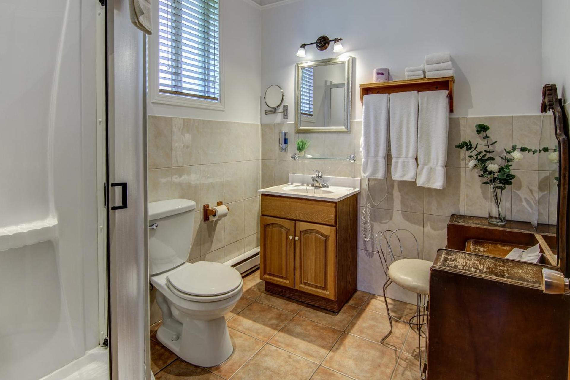 Auberge Presbytere Mont Lac-Vert Hébertville Zewnętrze zdjęcie