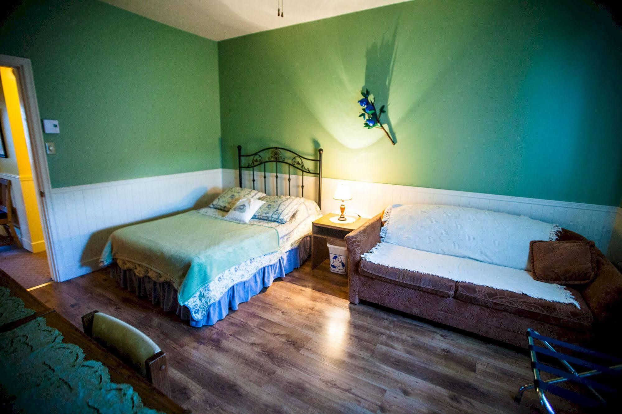 Auberge Presbytere Mont Lac-Vert Hébertville Zewnętrze zdjęcie